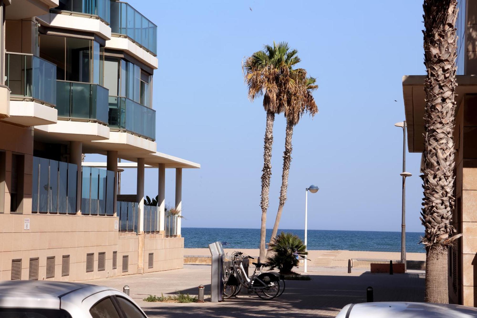 Apartamento Dos Habitaciones Primera Linea De Playa Valencia Eksteriør bilde